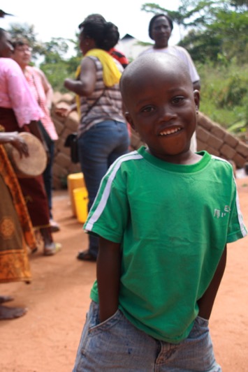 enfant Tanzanie tee shirt vert